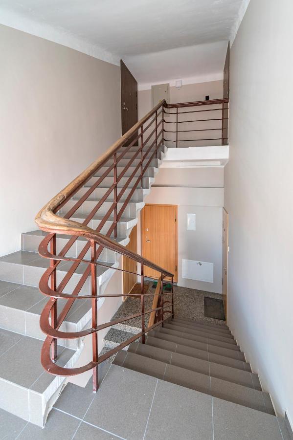 White 1 Bd Old Town Apartment By Hostlovers Κάουνας Εξωτερικό φωτογραφία