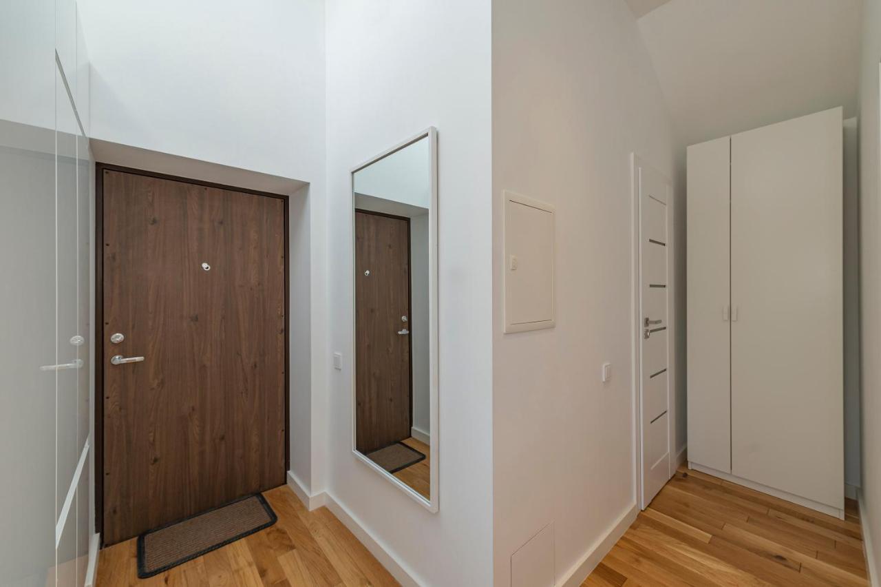 White 1 Bd Old Town Apartment By Hostlovers Κάουνας Εξωτερικό φωτογραφία